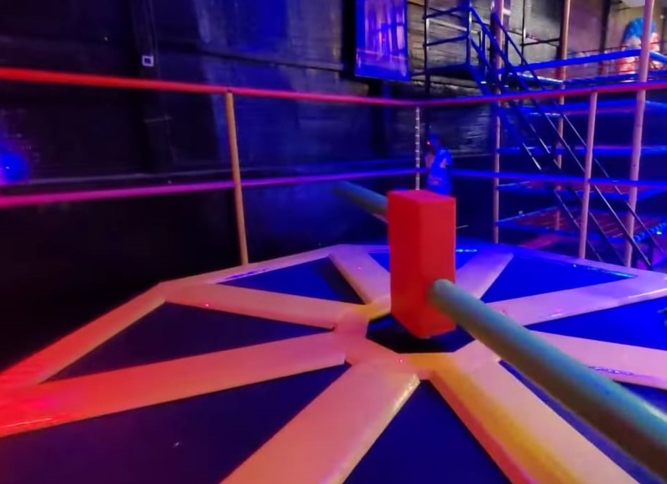 Ninja Warrior Courses, Trampoline park