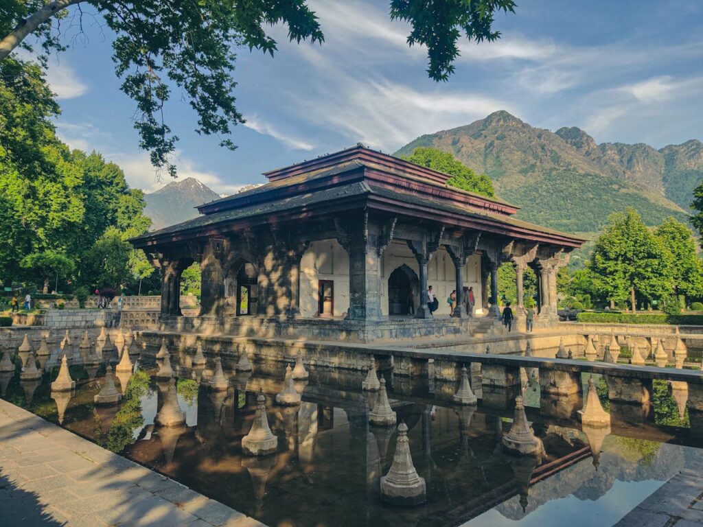 Shalimar Bagh, Srinagar