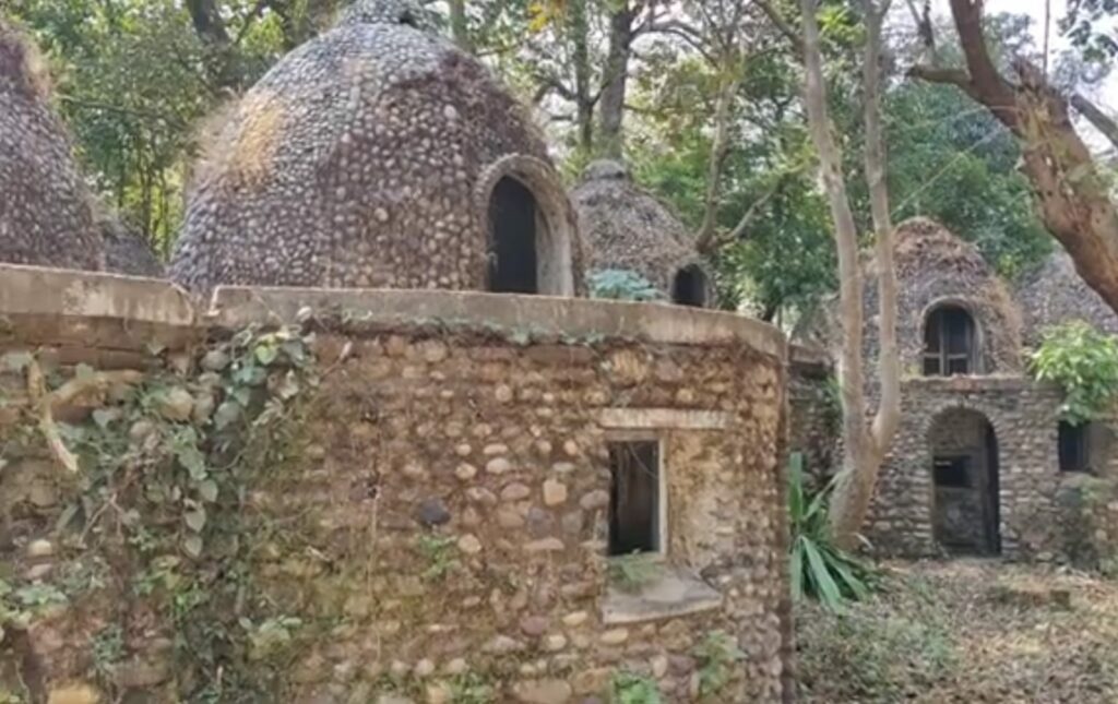 The Beatles Ashram (Chaurasi Kutia)