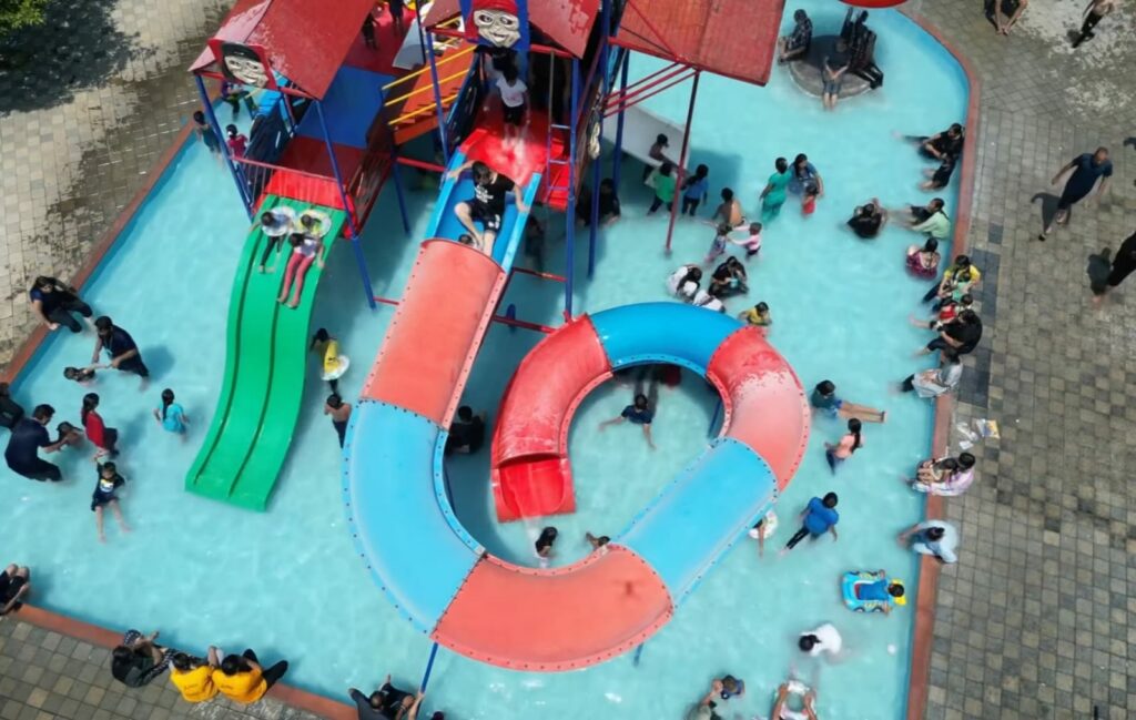 Blue Bubble Water Park water slides