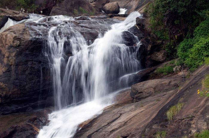 Rozy Falls in Himachal Pradesh