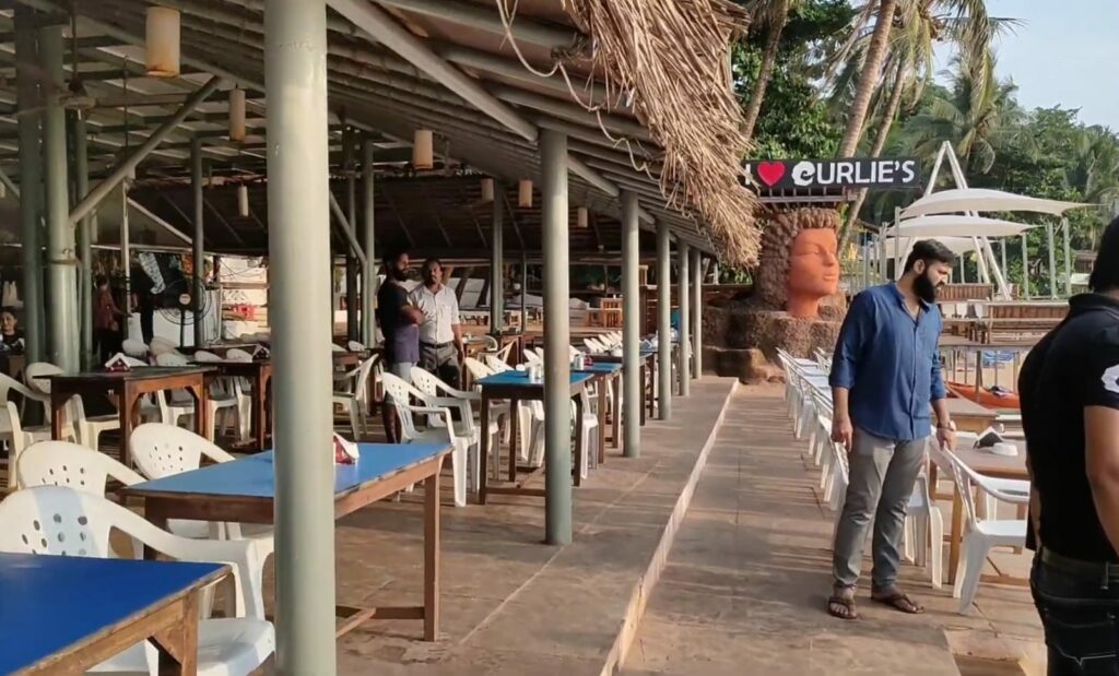 Curlies, Anjuna Beach