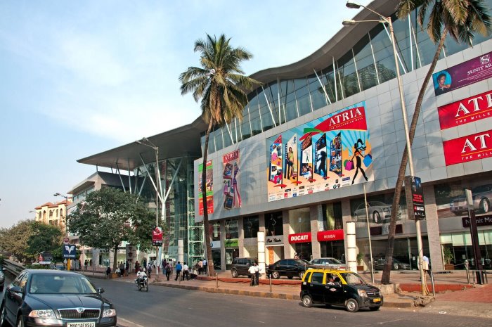 Top 12 Best Shopping Places In Bandra, Mumbai - TookMeHere