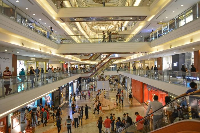 Top 12 Best Shopping Places In Bandra, Mumbai - TookMeHere