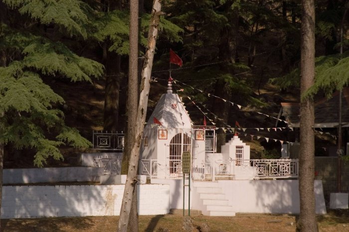 Bara Pathar Temple, Himachal Pradesh