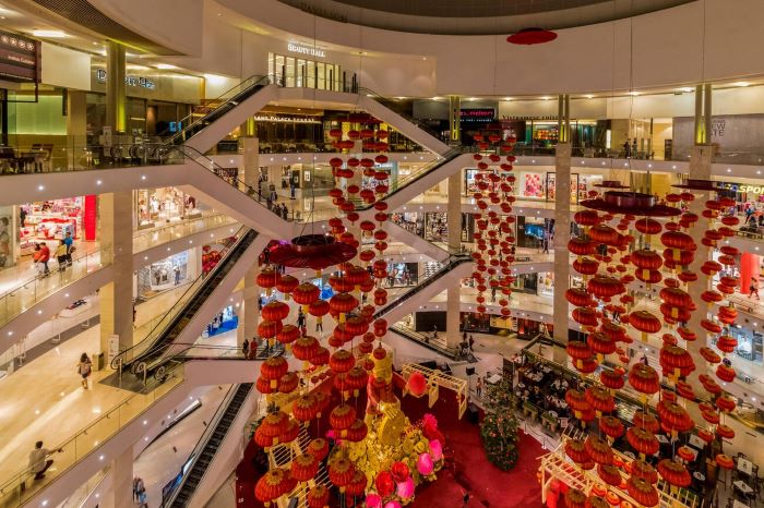 Food Court in Jio World Drive