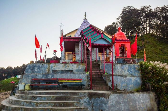 Mahakali Temple is a hindu temple at the Jalori pass, Himachal Pradesh