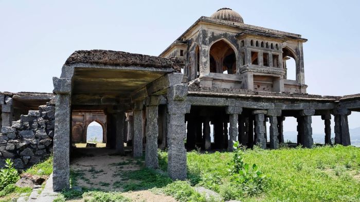 Architecture and Structure of Gingee Fort